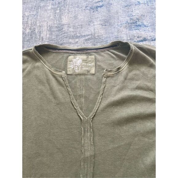 NWT! Pilcro Anthropologie Distressed Moss Green Waffle Knit Thermal XL - Picture 3 of 8